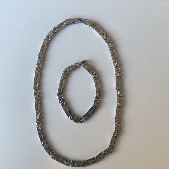 Men’s Stainless Steel Hollow Long Chunky Fashion Cross Necklace and Bracelet. - Picture 3 of 7